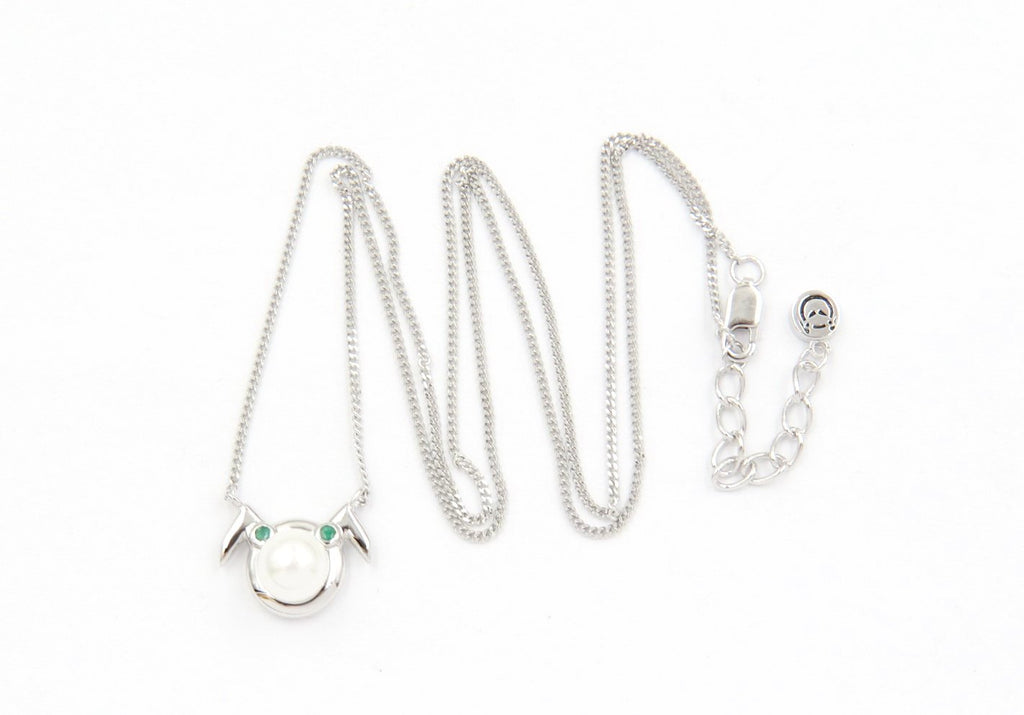 The Josei Ninja Girl Pearl and Emerald Necklace
